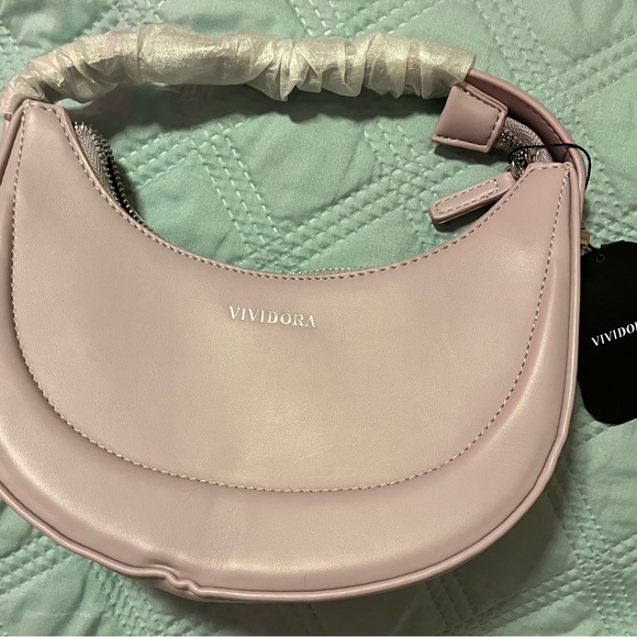 Vividora Lavender Crescent Shoulder Bag with Dust Bag and Shoulder Strap NWT - Picture 3 of 6